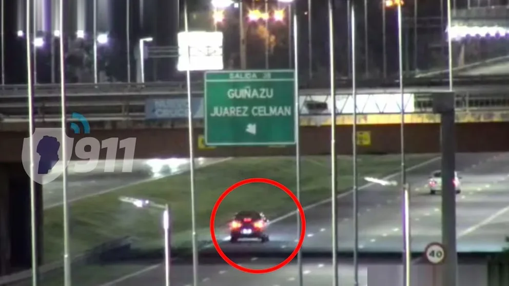 Córdoba: Dos menores de 15 y 16 años fueron detenidos tras robar un automóvil. Autoridades informaron que los menores tienen varios antecedentes delictivos