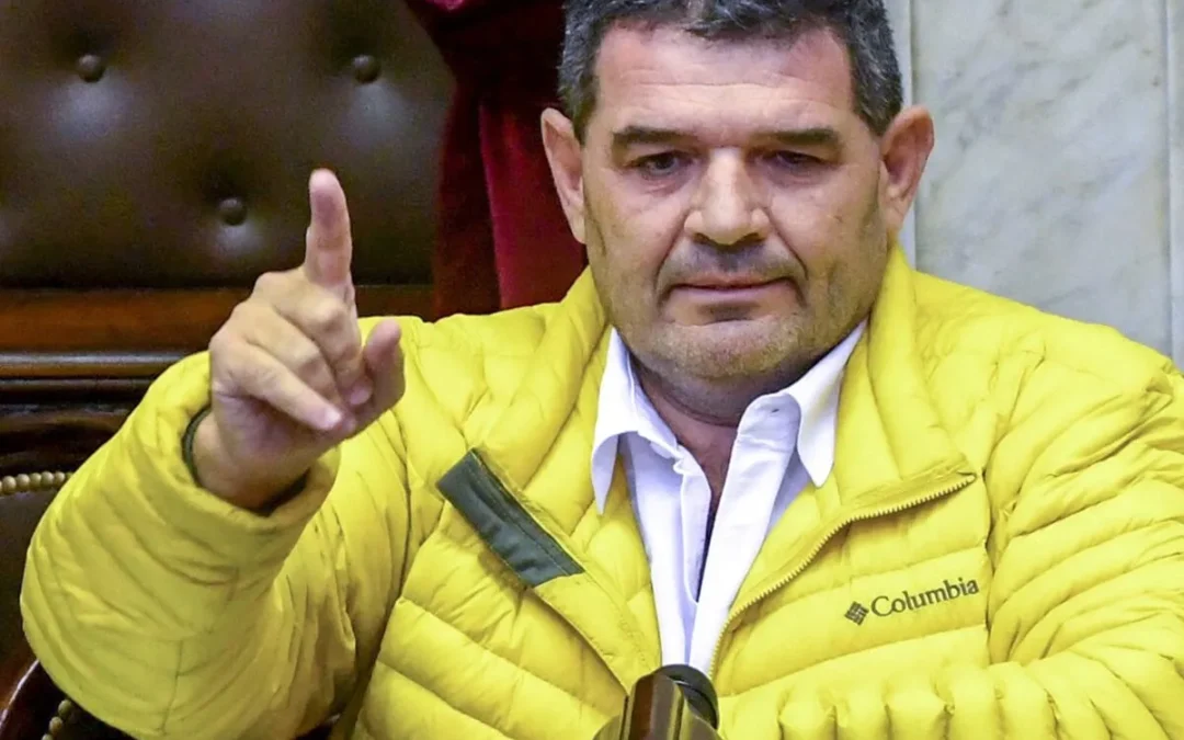 Ex diputado salteño participó y ganó dos etapas de la carrera Baja 1000. Destacó la importancia de ser parte del evento y aseguró su preparación para la próxima edición