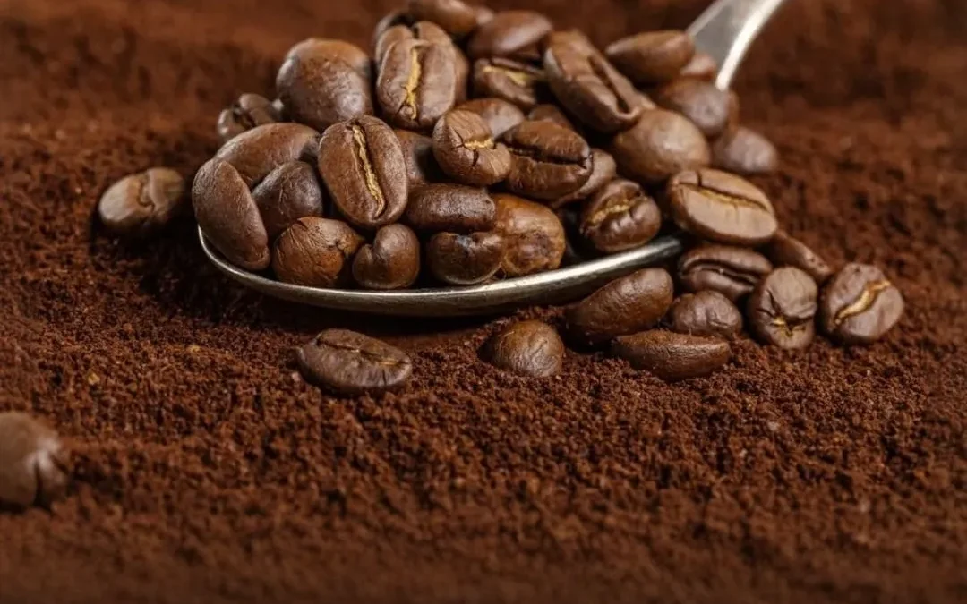 Sequías históricas en Brasil y disparan precios del café a niveles récord, amenazando la economía global y el bolsillo de los consumidores