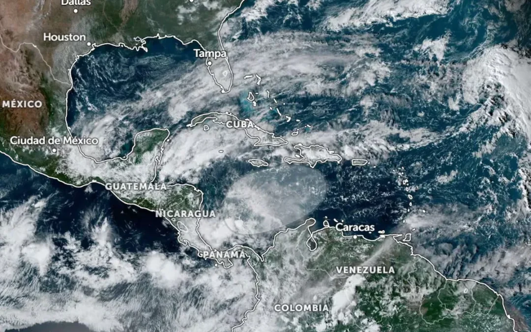 Una nueva tormenta de gran magnitud acecha el Caribe, a días de finalizar la temporada propicia para estas inclemencias. Honduras, Belice y México se encuentran en estado de alerta
