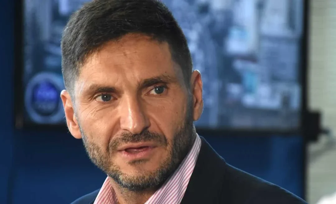 El Gobernador de Santa Fe aseguró que nadie fue a la reunión con Milei a pedirle disculpas, tras los dichos de Milei sobre Alfonsin donde lo trató de golpista. «Yo manifesté el dolor que sentimos, para nosotros él es importante», expresó