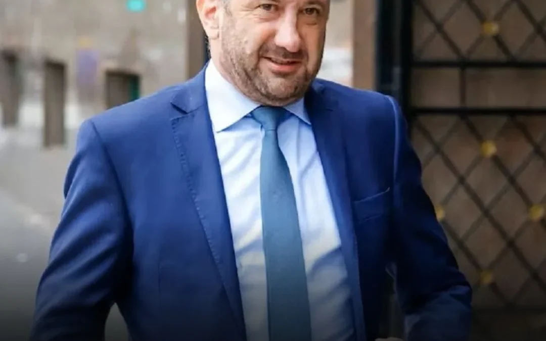 El senado expulso a Edgardo Kueider, que había sido detenido la semana pasada en Paraguay junto a su secretaria y más de USD 200.000 sin declarar