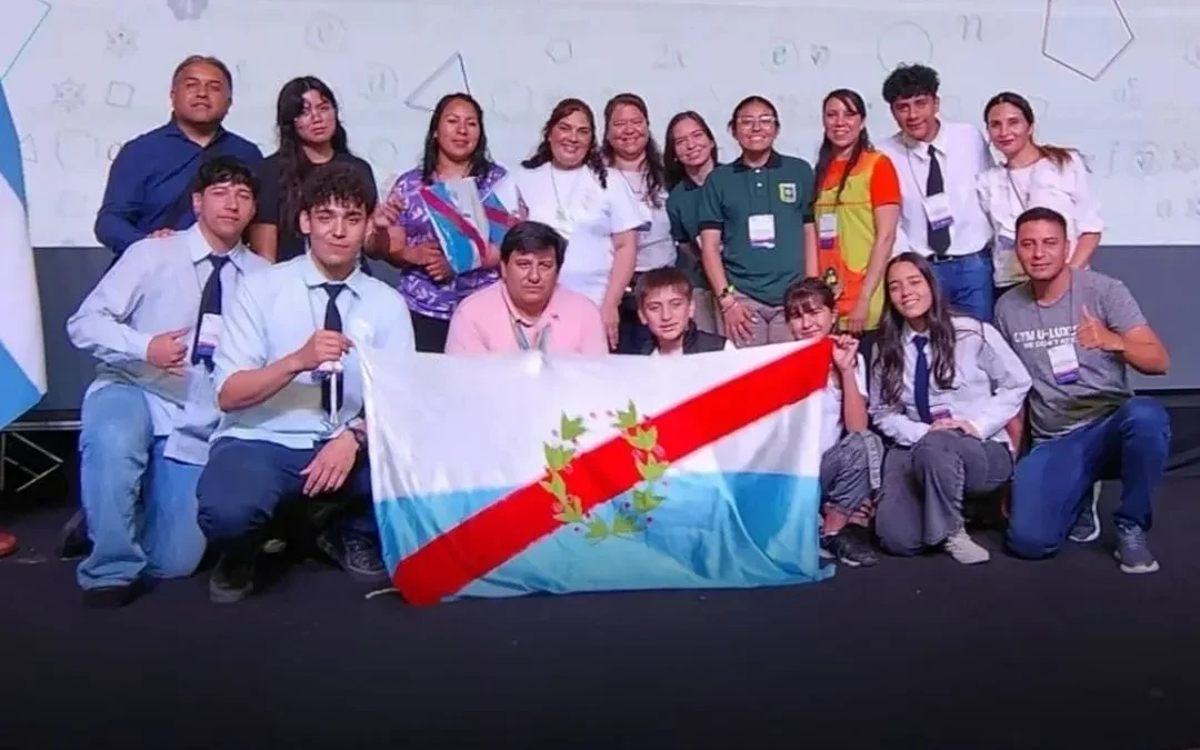 Estudiantes de la provincia brillan en Feria Nacional de Ciencias en Buenos Aires
