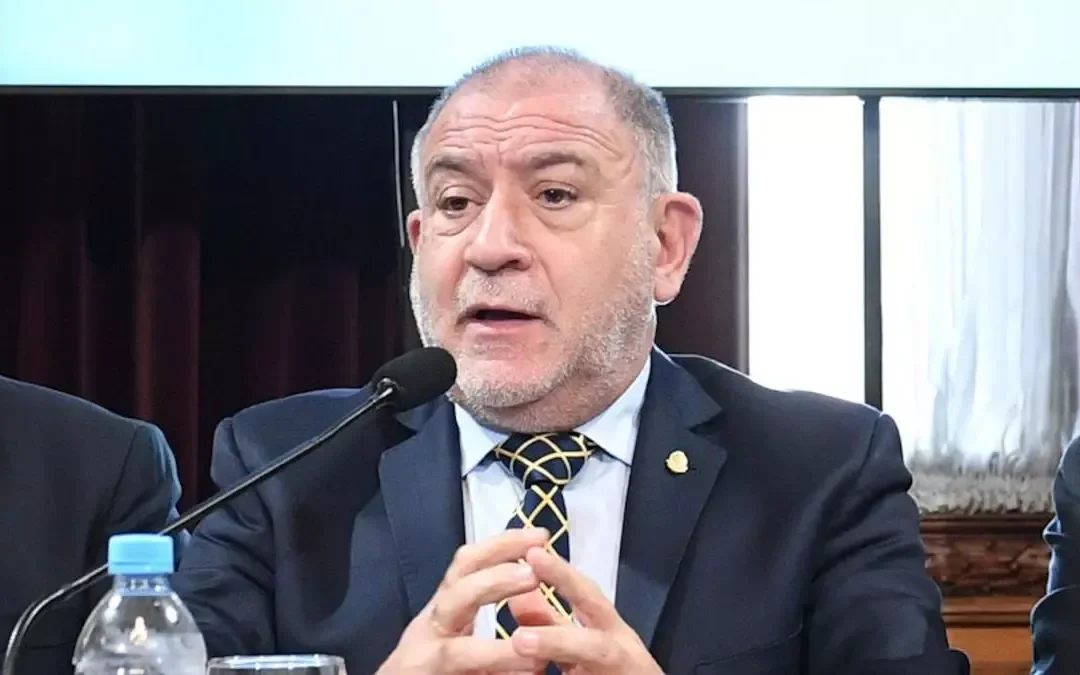 Quita de medicamentos a jubilados: Luis Juez pidió al gobierno ser «más cuidadoso», y advirtió que «pueden terminar lastimando a un tipo que tiene que elegir entre comer y medicarse»