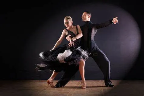 Este viernes a partir de las 22hs, realizarán una «Fiesta Latina» con música y baile en Bodegón Dantecito. La velada contará con bachata, salsa, son cubano y cumbia. La entrada será gratuita, pero se requiere consumición en el bodegón