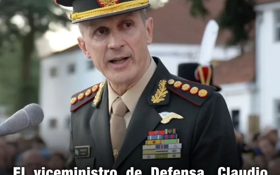 El viceministro de Defensa, Claudio Pasquali, renunció a su carga tas destitución de jefe de Fuerza Aérea