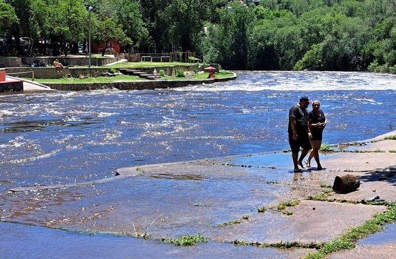 Córdoba: Un hombre falleció en un balneario de Villa Carlos Paz, es la tercera víctima fatal de esta temporada de verano en esa provincia