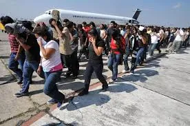 Latinoamericanos deportados de Estados Unidos prestan testimonio luego de sufrir las medidas migratorias de Donald TrumpPoco más de 4.000 migrantes han sido expulsados a México en los últimos días