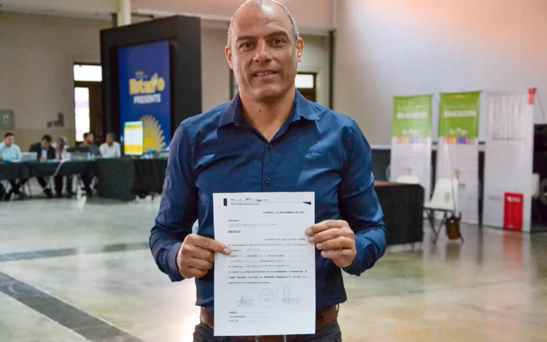 La Rioja asignó 155 nuevos cargos docentes por traslado y acrecentamiento en un acto oficial encabezado por el ministro de Educación, Ariel Martínez.