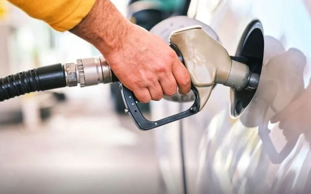 Según Nación la inflación baja. Sin embargo, vuelven a subir los precios del combustible desde el 1 de marzo