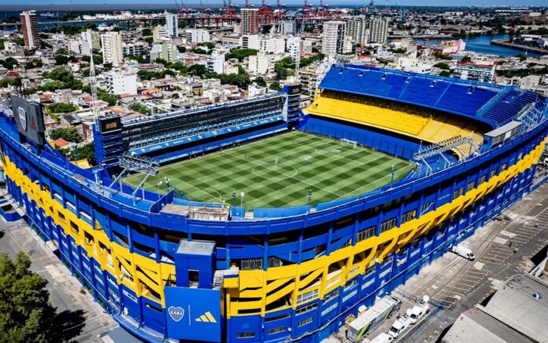 Reconocido plomero chileciteño, Buxi Gaitán, fue entrevistado en la entrada de la Bombonera y el video se hizo viral