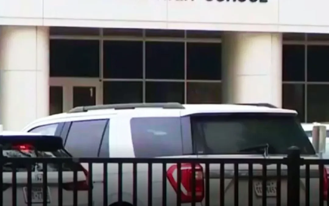 EE.UU: detiene a dos alumnas que planeaban un tiroteo y bombardeo en una escuela de Texas
