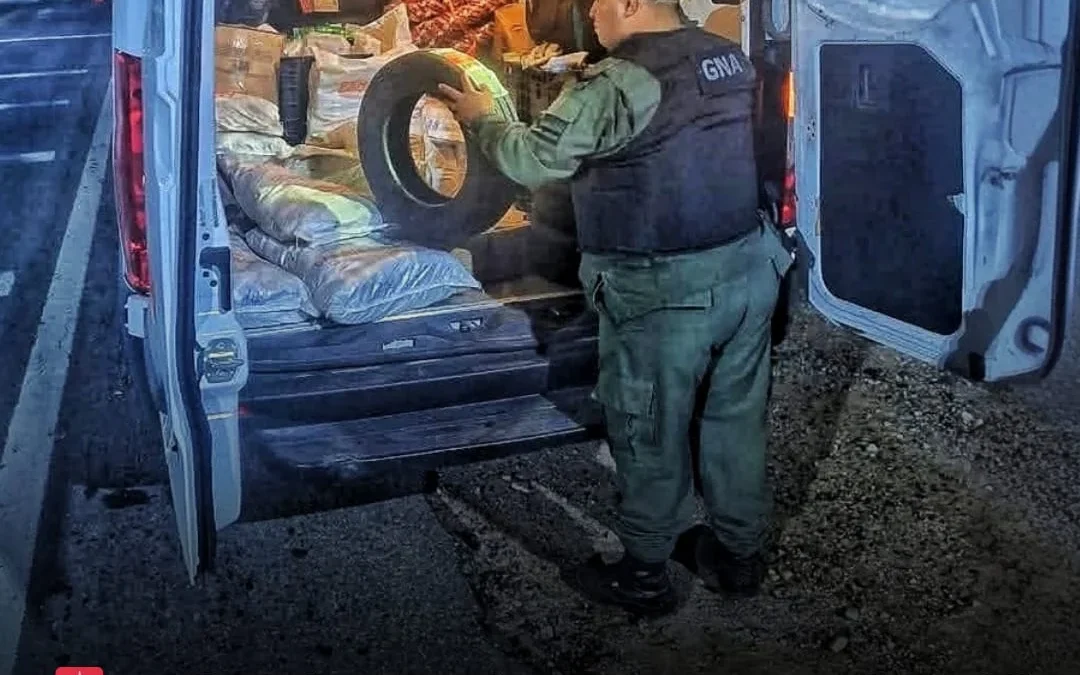 Gendarmería secuestro 88 cubiertas extranjeras en Nonogasta: investigan contrabando en la región