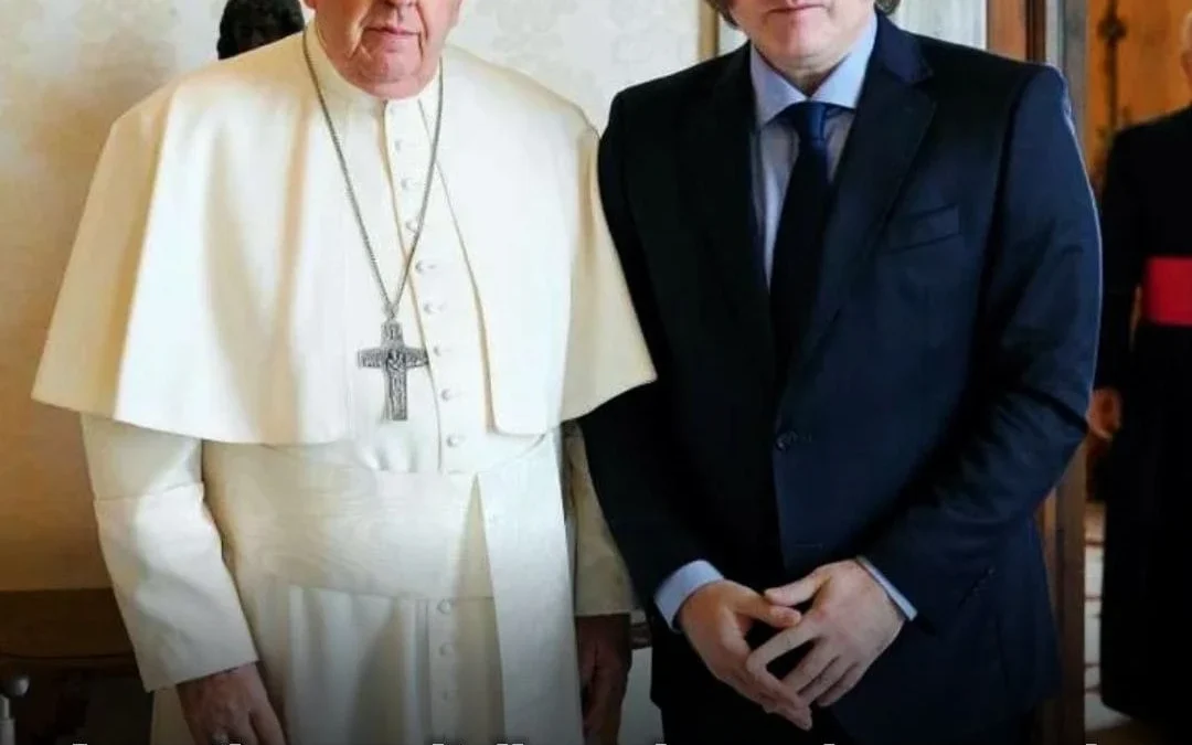 Argentinos en Italia rechazan la presencia de Milei en el funeral del Papa
