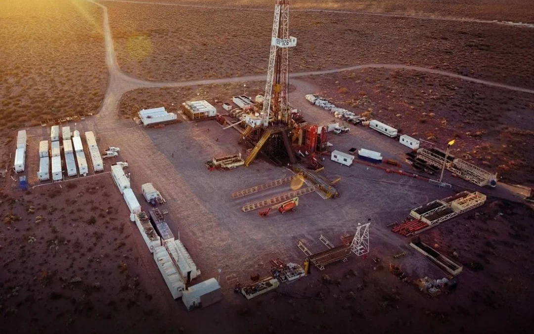 Crisis laboral en Vaca Muerta: con récord de extracción de gas y petróleo, las empresas realizaron 700 despidos