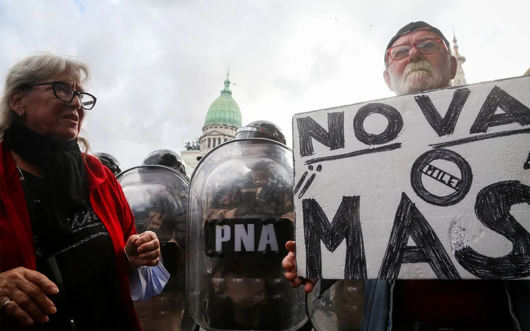 Jubilados cada vez más ajustados: «Trato de sobrevivir, la carne por ejemplo la veo 2 veces al mes», expresó una jubilada