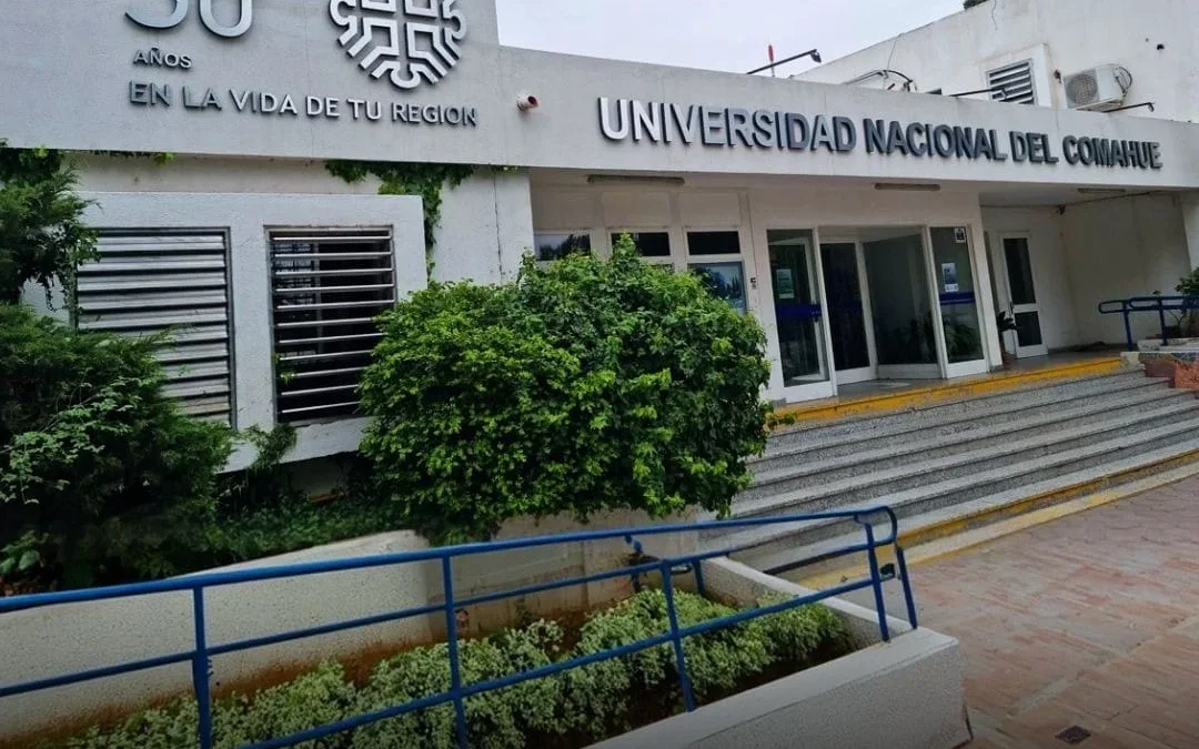 Crisis en la Universidad de Comahue: 18 docentes renunciaron reclamando salarios insuficientes