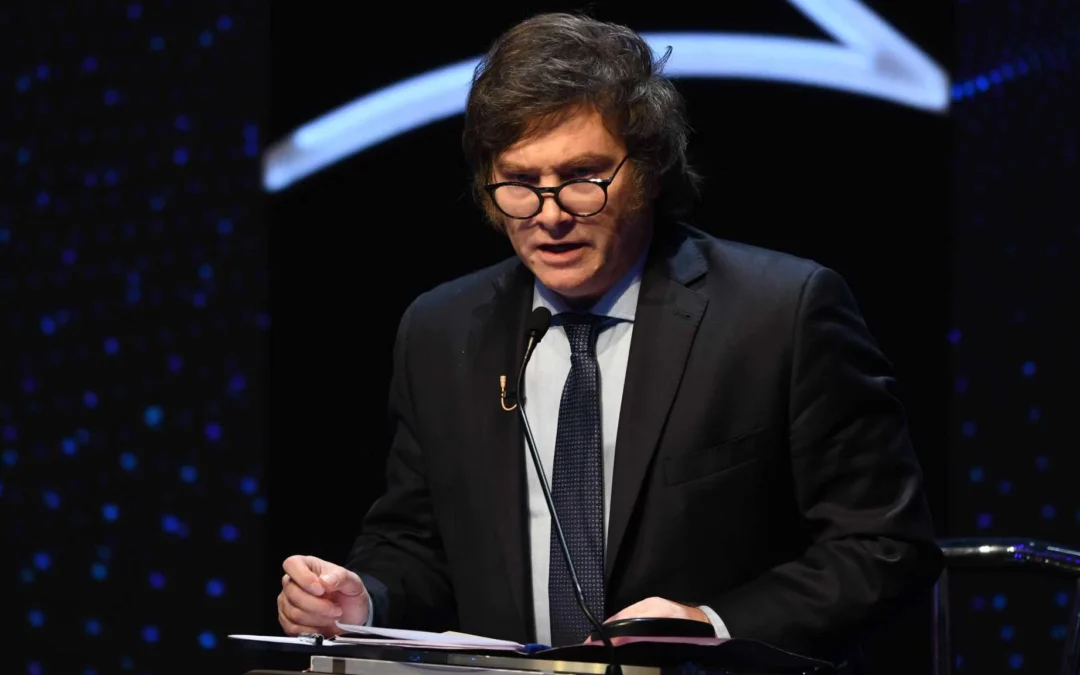 Milei aseguró que no le importan si los dólares que se blanquean provienen de actividades ilegales: «no me importa en lo más mínimo… van a poder usar los dólares sin dejar dedos marcados»