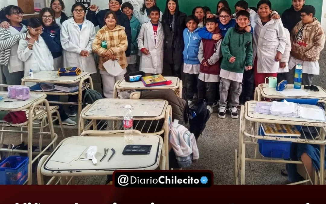 Niños de primaria preguntaron qué comer y quien decide. Profesionales médicos enseñaron sobre nutrición saludable