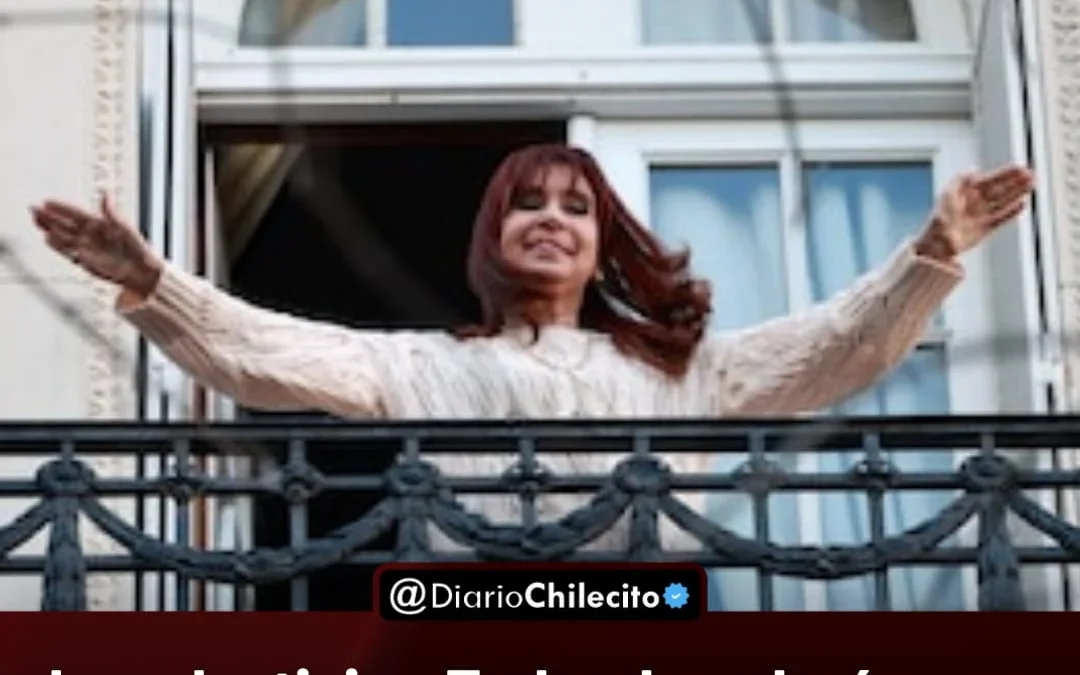 La Justicia federal aclaró que Cristina Kirchner puede usar el balcón, siempre que no perturbe la convivencia vecinal