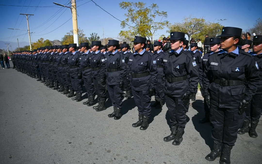 Policía de Chilecito espera el pase de los nuevos cadetes egresados para reforzar tareas de seguridad en distintas zonas de la ciudad