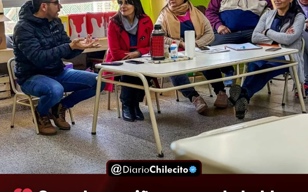 Cuando un niño no puede hablar, una maestra si: Dictaron taller en Chilecito sobre cómo actuar frente al abuso infantil