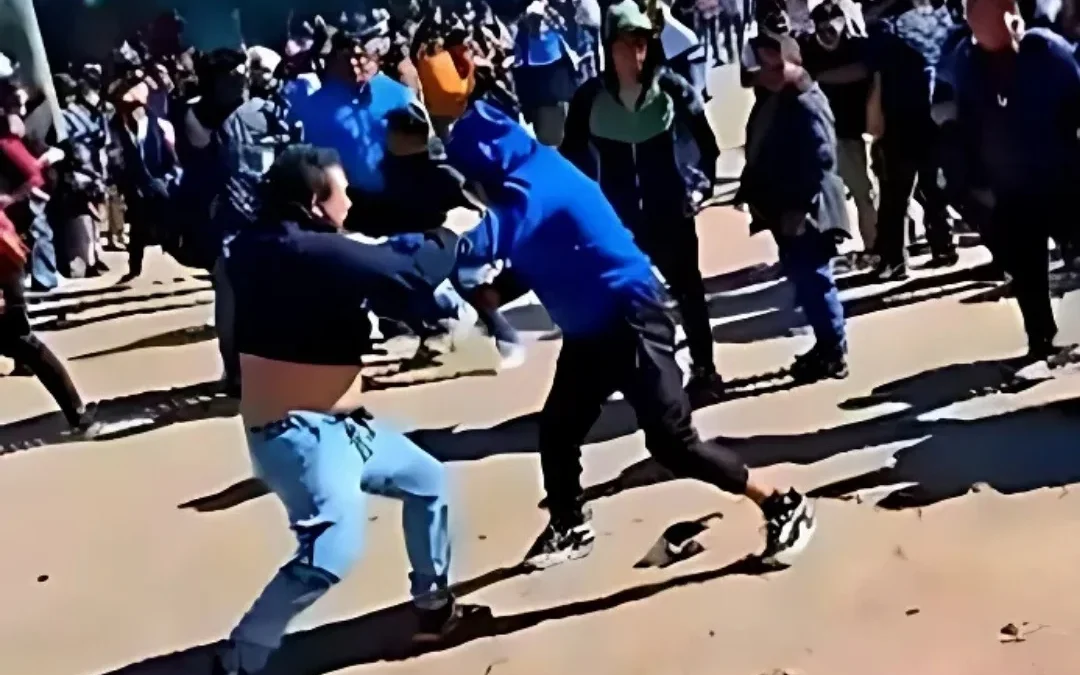 Policía espera directivas judiciales tras la violenta pelea en partido de fútbol de la colectividad boliviana