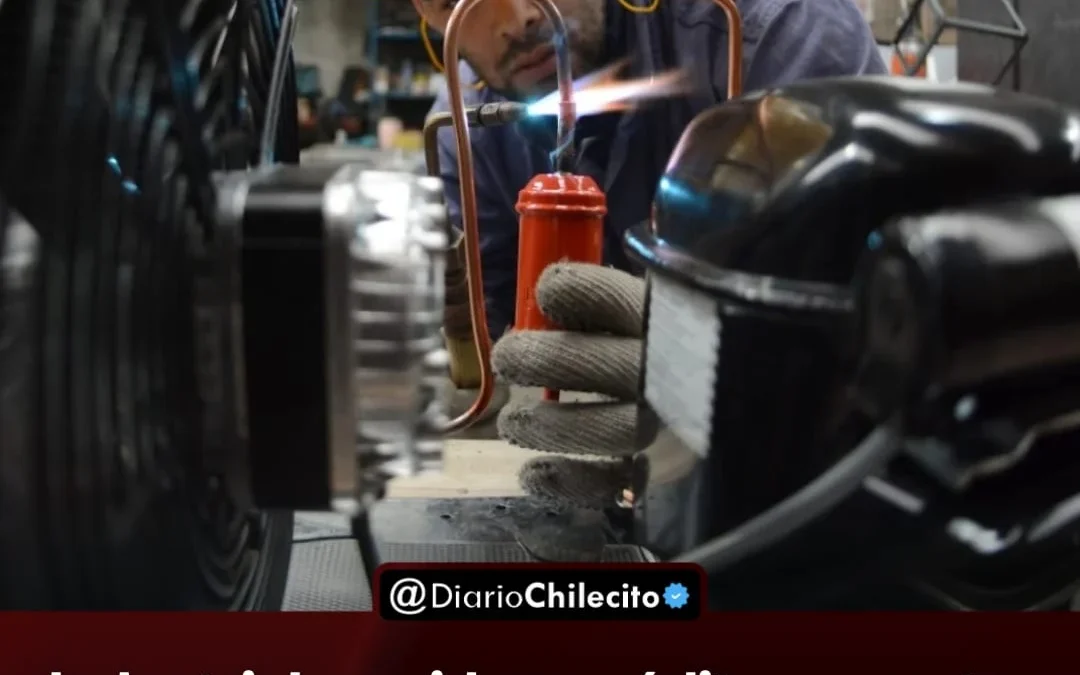 Industriales piden crédito urgente: advirtieron que el empleo cae 1.500 puestos al mes, y PyMEs ya no resisten más