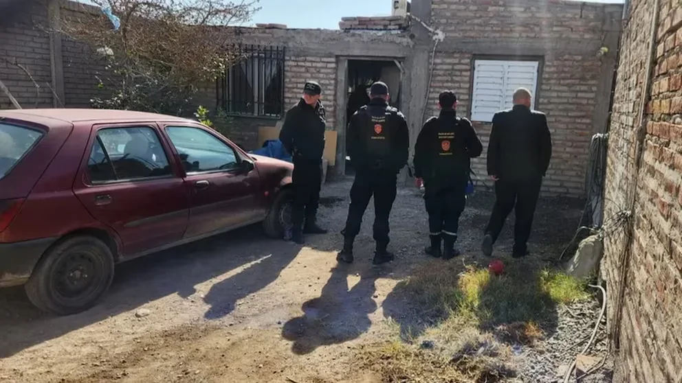 San Juan: detienen al presunto autor de la amenaza de bomba que obligó a suspender un recital de Lali. Tenía un arma