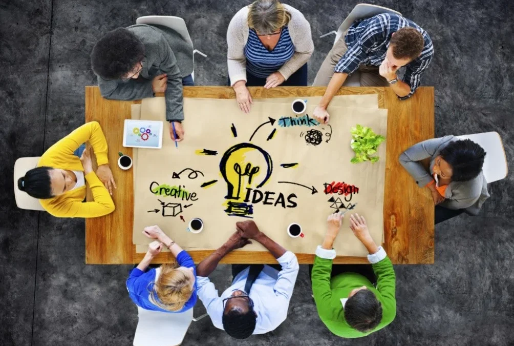 Punto Digital ofrecerá formación financiera digital para emprendedores y vecinos, y conversatorios sobre discapacidad visual