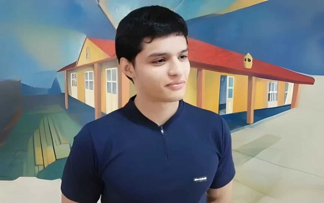 A sus 19 años, joven escritor presentó su obra prima sobre filosofía y la idiosincrasia chileciteña