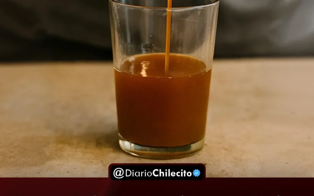 Un trabajador murió en México después de que compañeros le pusieron desengrasante en su botella para hacerle una broma