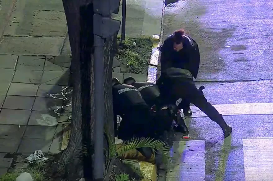 Buenos Aires: un hombre denunció un robo y terminó muerto tras ser detenido luego de que la policía lo notara nervioso