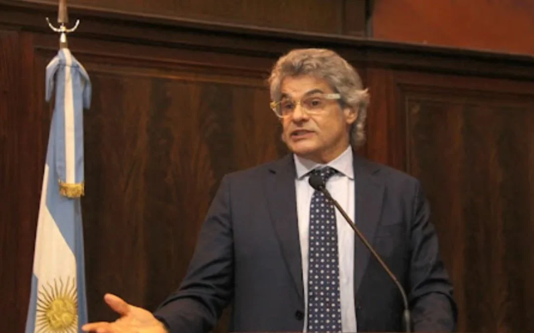 «El presupuesto de las universidades no es solo para salarios», explicó el Decano de Derecho de la UBA