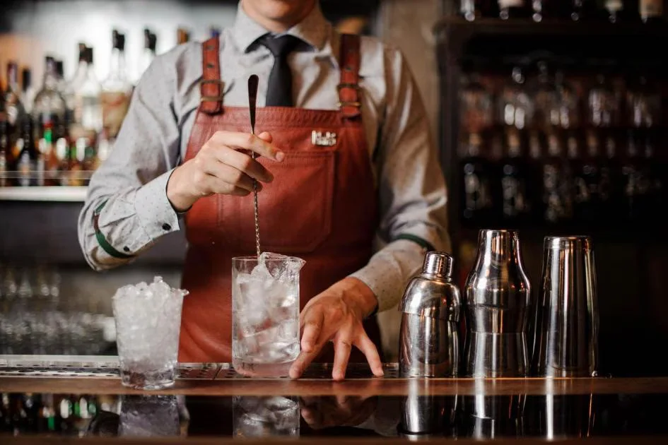 Brindarán capacitaciones gratuitas para bartender, barista y mozo en el salón de Shopping Vieja Terminal, serán abiertos para todo público