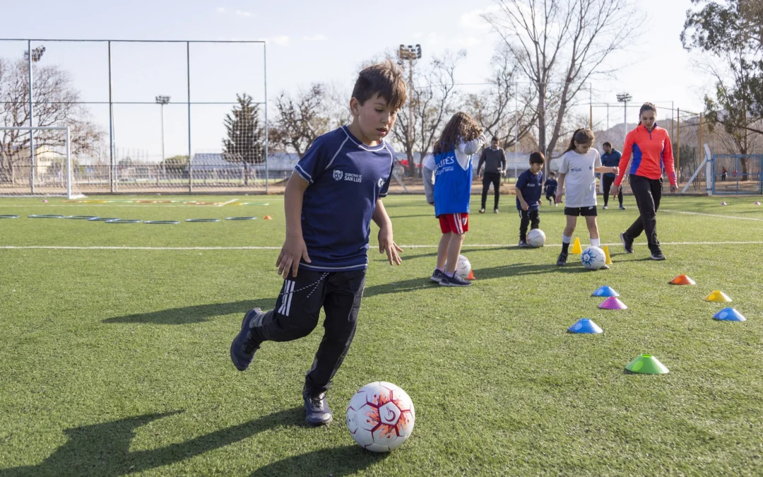 Se vivió la segunda edición de la Copa Mirando al Velasco, con participación de gran cantidad de escuelas locales y nacionales