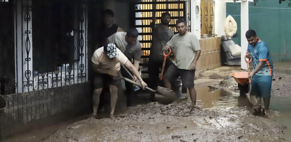 Más de 60 muertos y miles evacuados por lluvias en México: comunidades enteras quedaron bajo el agua