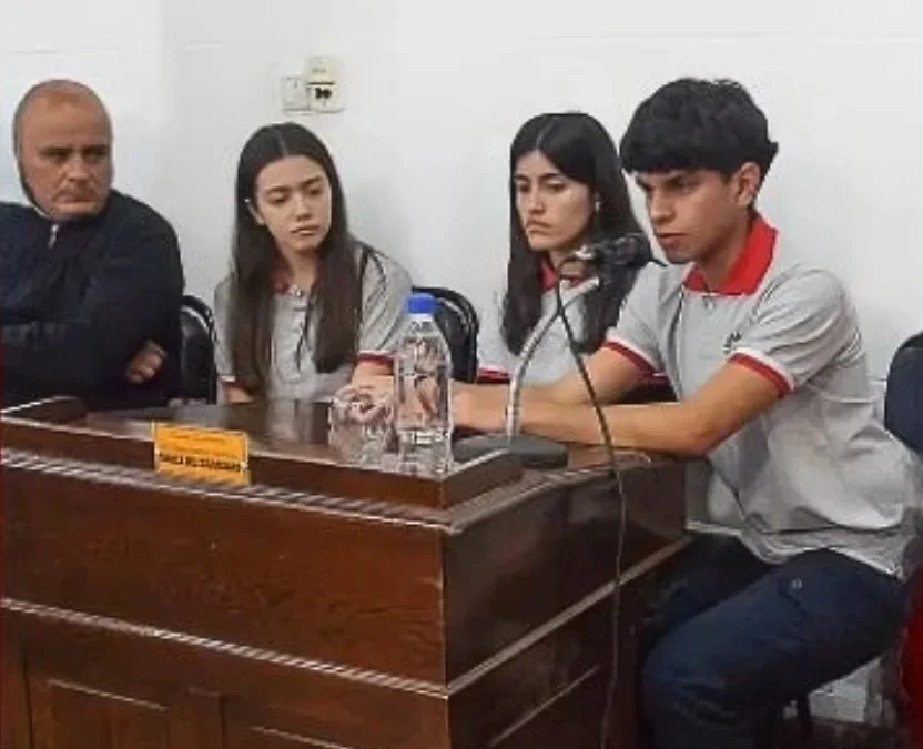 Alumnos de la Escuela Epet 1 presentaron en el Concejo Deliberante su proyecto de «Cantina Autosustentable»