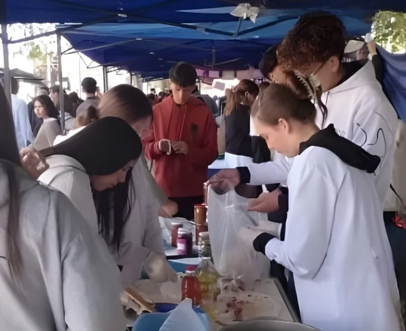 Alumnos de distintas escuelas de Chilecito mostraron ciencia, arte y oficios en una feria abierta que atrajo a toda la comunidad