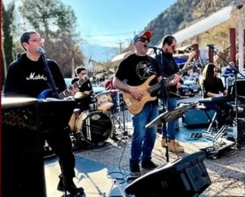 Este sábado en el Cristo del Portezuelo la Orquesta de Cámara y la banda tributo a The Beatles «Lado B», darán un show libre y gratuito