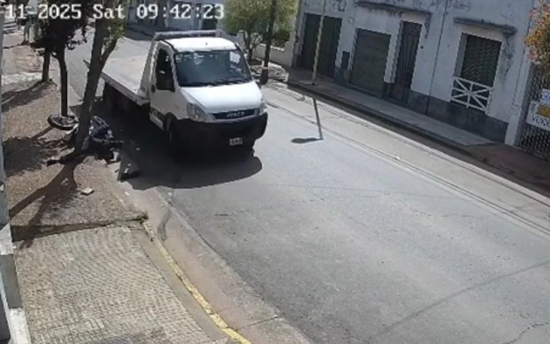 Azul, Buenos Aires: detuvieron a un Chofer de camión de remolques de 58 años por atropellar y matar a un motociclista tras una discusión