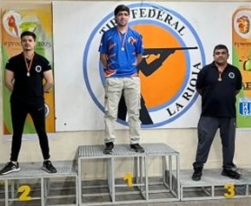 Tiradores locales destacaron en la Capital consiguiendo hacer podio en la categoría de carabina neumática calibre 5,5