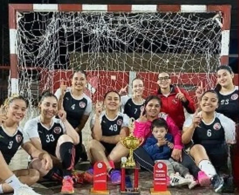 El equipo de handball femenino de Independiente, se consagró campeón y se prepara para nuevas competencias nacionales