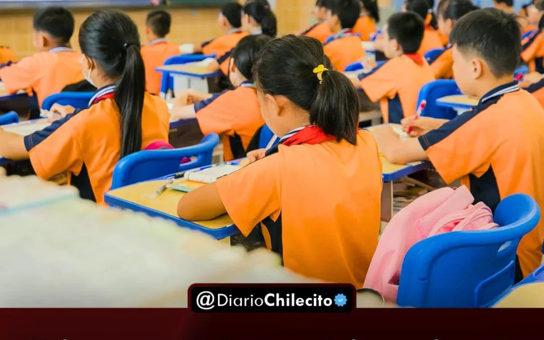 China suma clases obligatorias de Inteligencia Artificial en escuelas, mientras se debate como cambiará el rol del docente en el aula