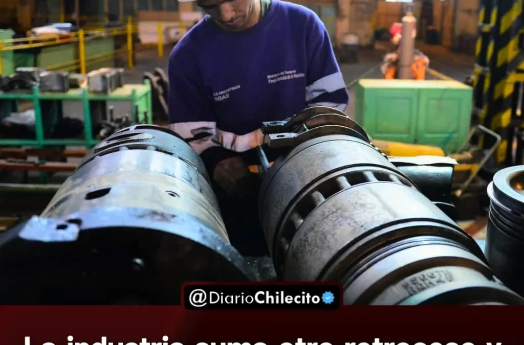 La industria suma otro retroceso y queda muy por debajo del ritmo de hace dos años mientras crece la preocupación por el trabajo