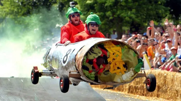 «Los autos locos», un evento libre y gratuito que se realizará este 22 de noviembre en la Plaza de la Cultura