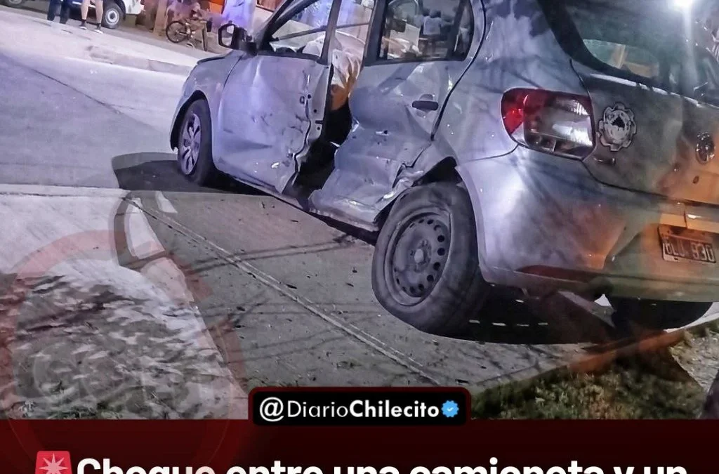 Choque entre una camioneta y un auto en Avenida Cable Carril y San Martín interrumpió el tránsito y activó peritajes policiales.