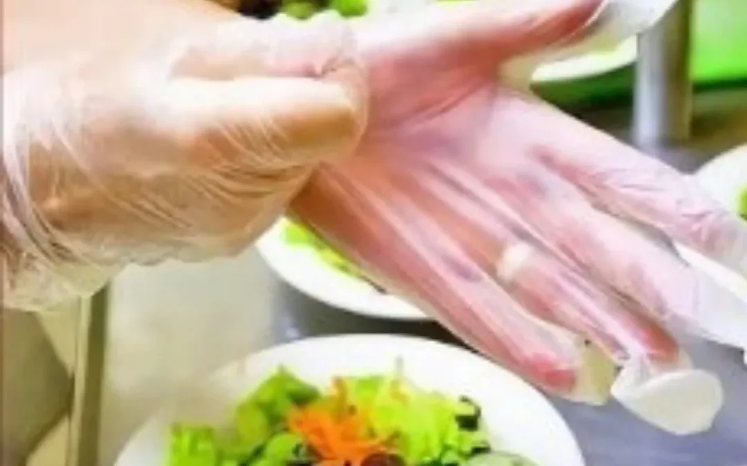 Hicieron entrega de los certificados de manipulación de alimentos del curso dictado en el Shopping Vieja Terminal