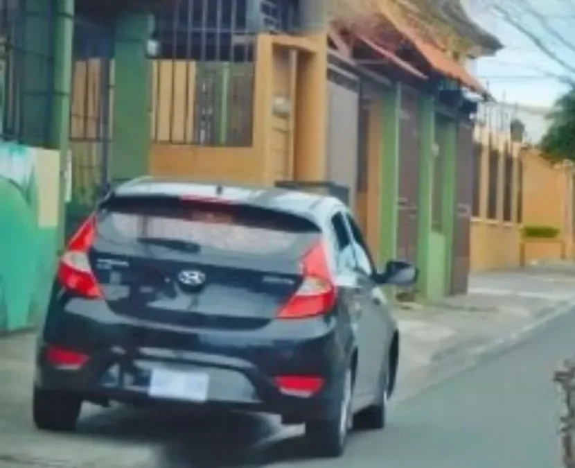 Tránsito Municipal aplica multas a quienes estacionen a la izquierda, en calles céntricas de la ciudad