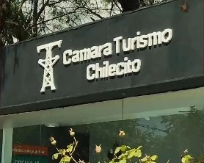 La Cámara de Turismo de Chilecito inauguró una nueva oficina en el predio del palacio municipal